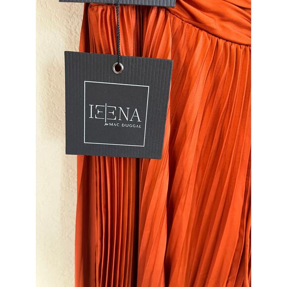 Ieena for Mac Duggal 26729 Satin Pleated Plunge Neck Lace Up Back Gown Size 2 - Picture 9 of 9
